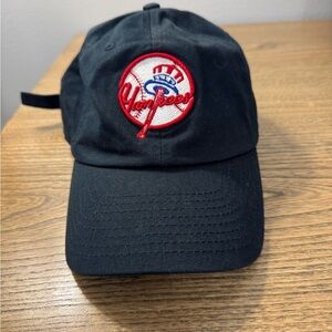 New York Yankees Adjustable Baseball Cap